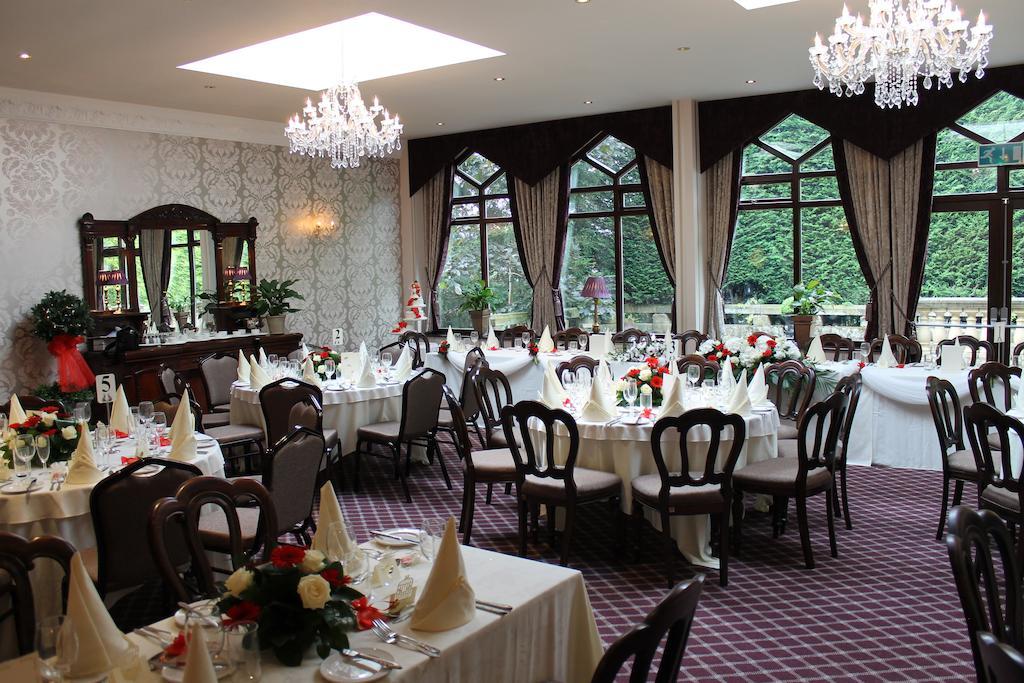 Oakwood Hall Hotel Bingley Bagian luar foto
