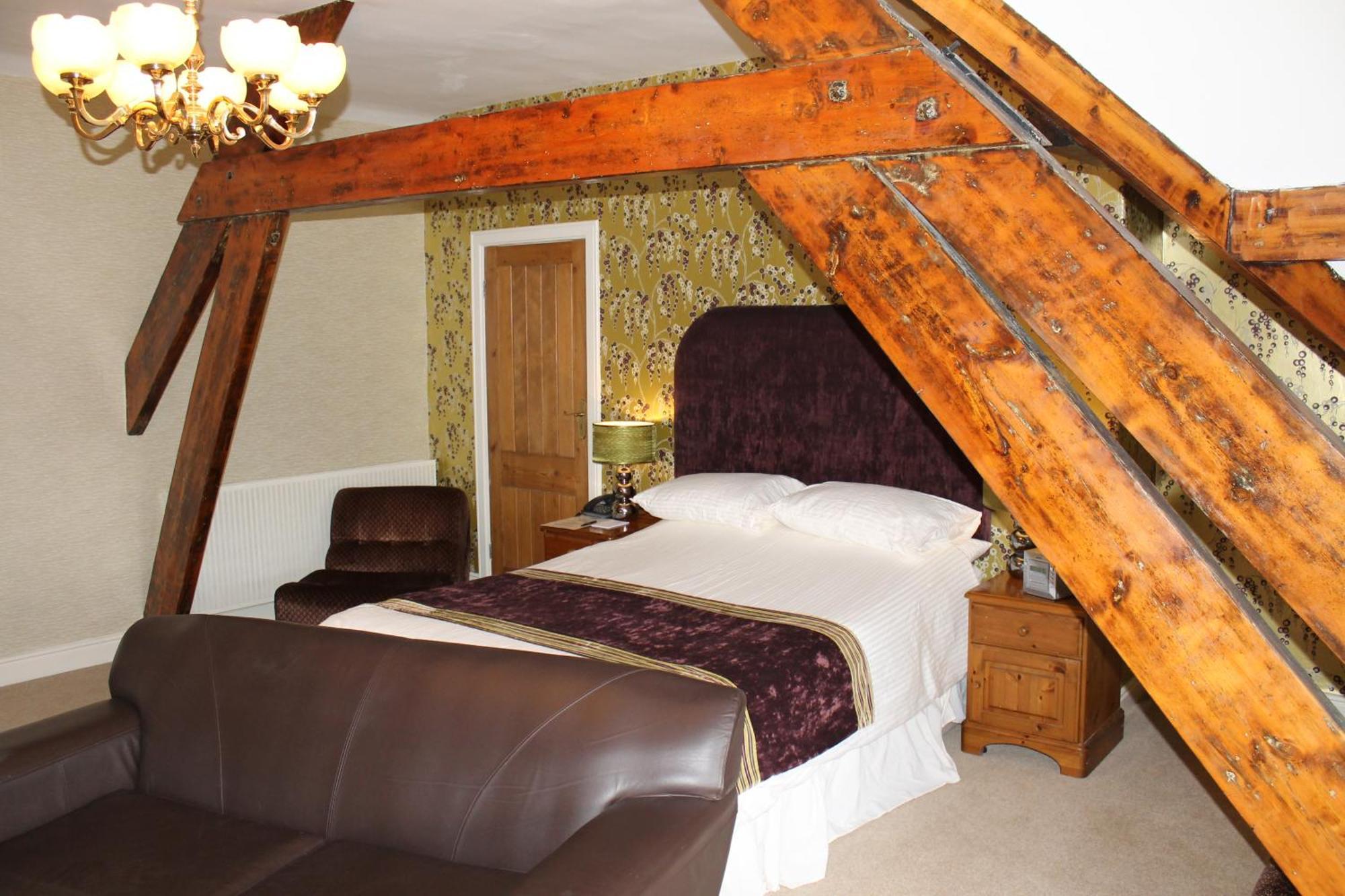 Oakwood Hall Hotel Bingley Bagian luar foto